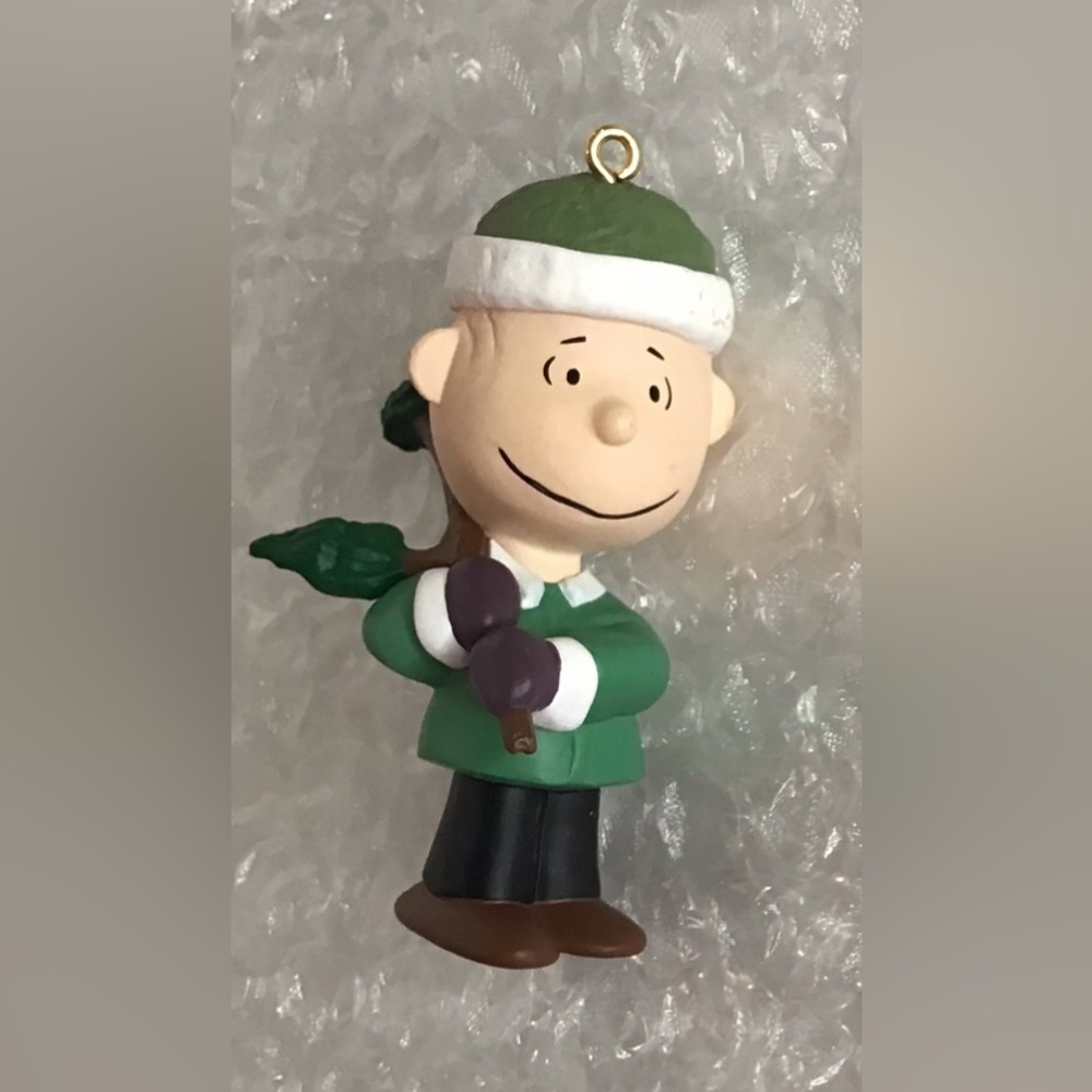 Hallmark Keepsake Christmas Ornament - A Snoopy Christmas - Linus
